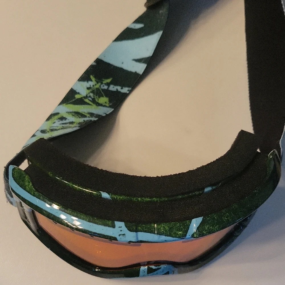 ANON Stylish Ski Goggles with Level 2 Lens Blue And Green